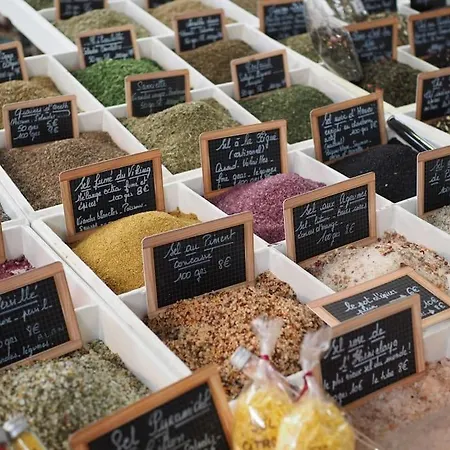 Holiday home Maison La Tropezienne ... New • Fabulous 5* Luxe & Terrasse • 6p. Old Town *