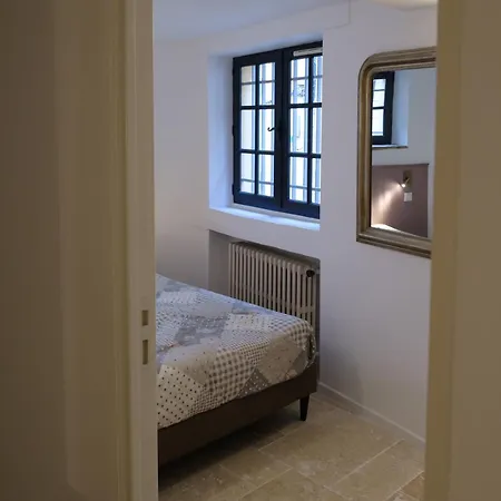 Maison La Tropezienne ... New • Fabulous 5* Luxe & Terrasse • 6p. Old Town *