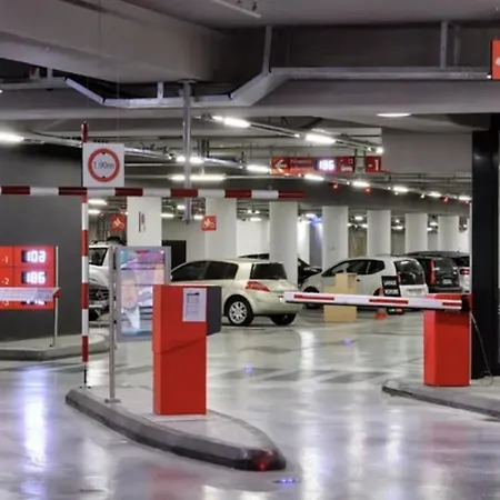 Maison La Tropezienne ... New • Fabulous 5* Luxe & Terrasse • 6p. Old Town Holiday home