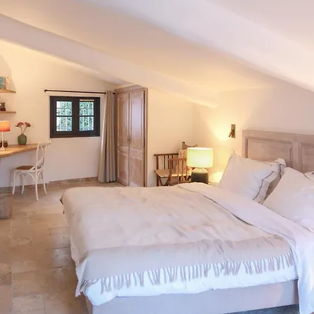 Maison La Tropezienne ... New • Fabulous 5* Luxe & Terrasse • 6p. Old Town